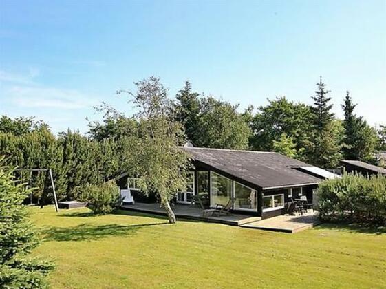 Three-Bedroom Holiday home in Blavand 43 - Photo2