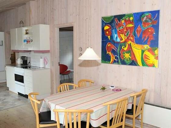 Three-Bedroom Holiday home in Blavand 65 - Photo2