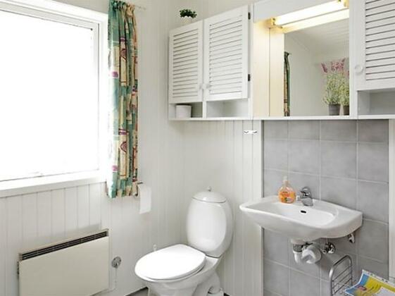 Three-Bedroom Holiday home in Blavand 88 - Photo4