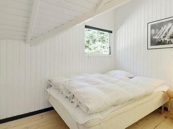 Two-Bedroom Holiday home in Blavand 10 - Photo3