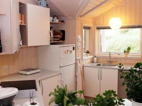Two-Bedroom Holiday home in Vejers Strand 2 - Photo3