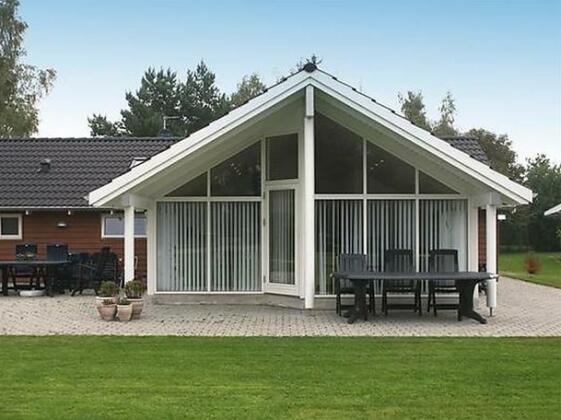 Four-Bedroom Holiday home in Stege 2 - Photo2