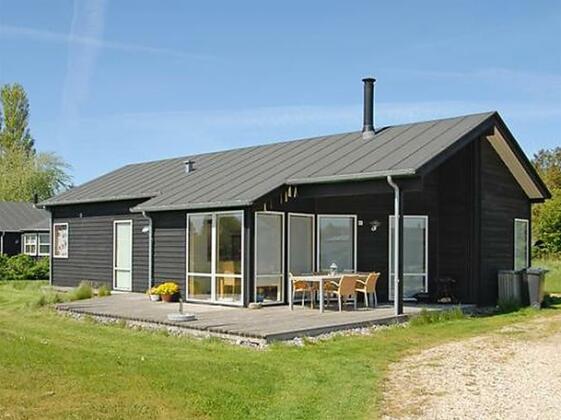 Three-Bedroom Holiday home in Stege 1 - Photo2