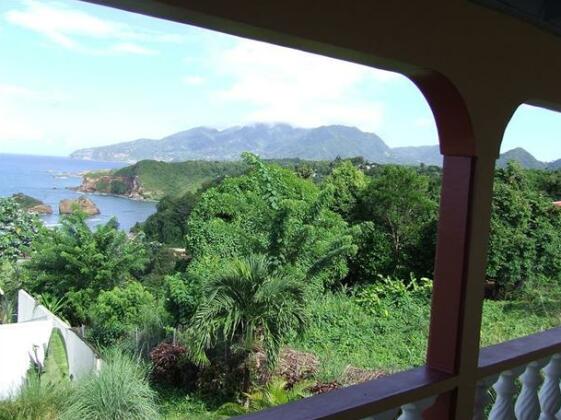 Dominica's Sea View Apartments Calibishie - Photo3