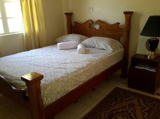 Jevine Home Rentals - Photo3
