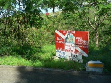 Sunset Bay Club & SeaSide Dive Resort