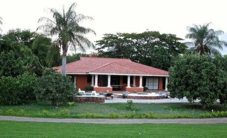 Villa Guavaberry Golf Country Club
