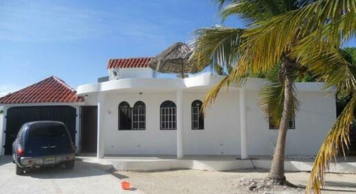 Guesthouse Villa La Isla