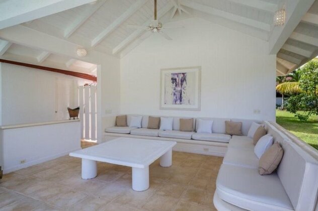 Las Cerezas 12 Exclusive 3 Bedroom Villa - Photo2
