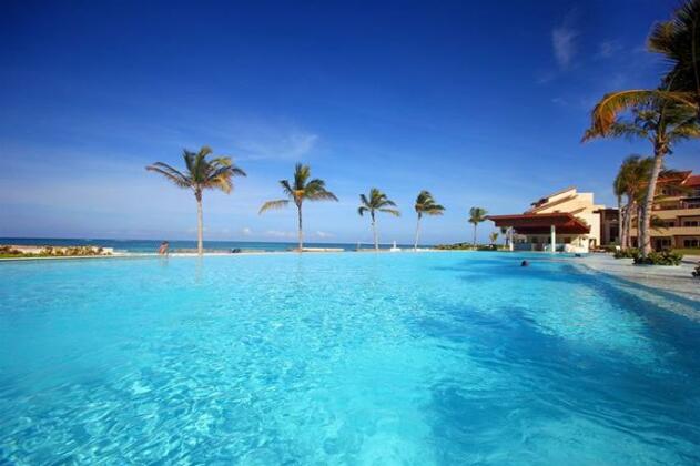 Del Mar by Joy Resorts -Intimate Ocean Front Resort - Photo2
