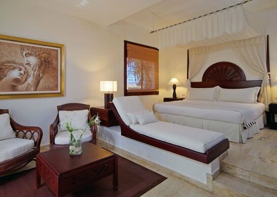 Paradisus Punta Cana- Royal Service Luxury Junior Suite- 30 Days Advance Booking - Photo2