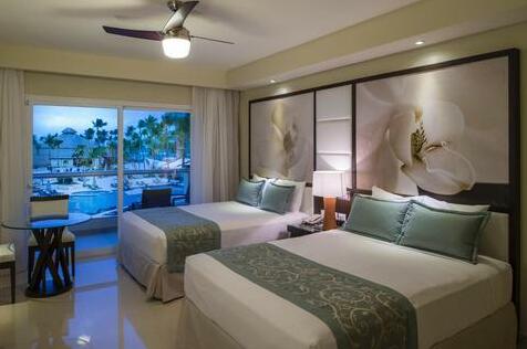 Royalton Punta Cana Resort & Spa - Photo3