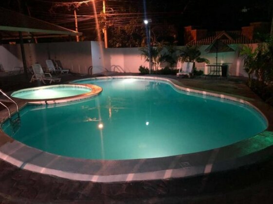 Bliss - Swimming Pool Cozy Stylish Retreat 2
