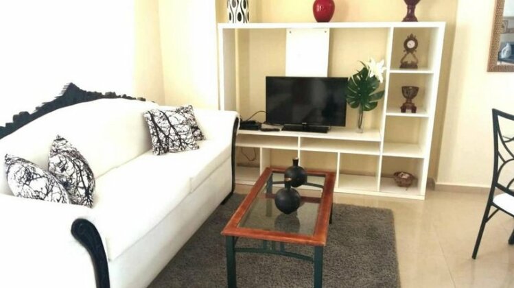 Fully Equipped New 2br Apt-dt-2mins To The Beach - Photo2