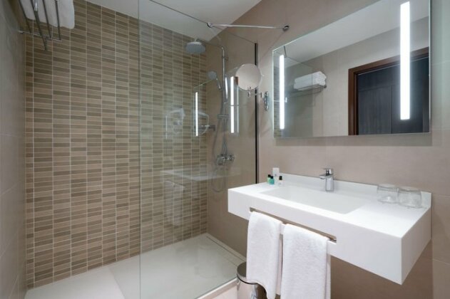 Golden Tulip Royaume - Photo5