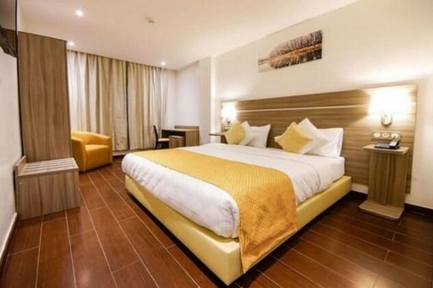 Hotel Best Night - Photo2