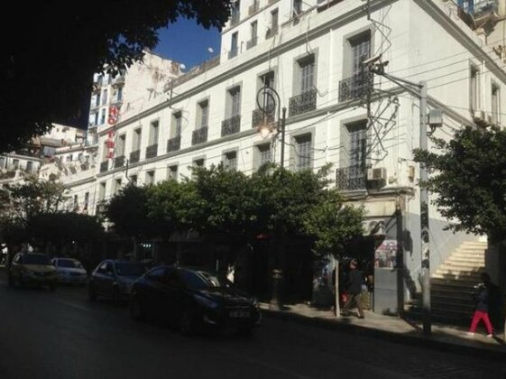 Photo 3