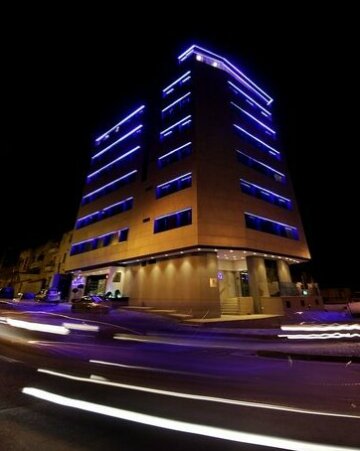 Lamaraz Arts Hotel