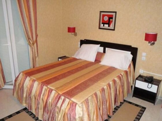 ST Hotel - Photo3