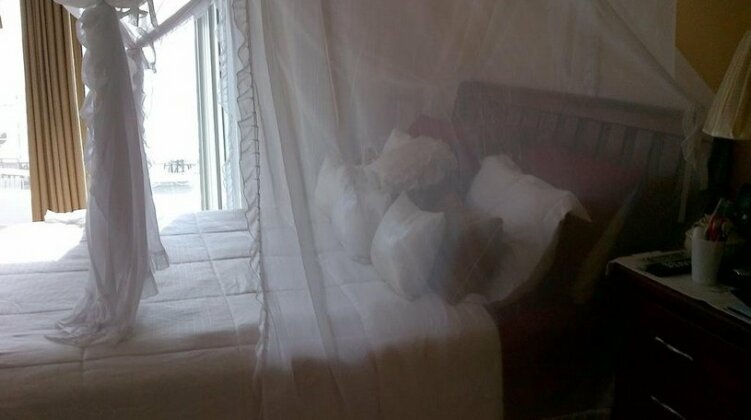 Departamento Tonsupa Atacames - Photo4