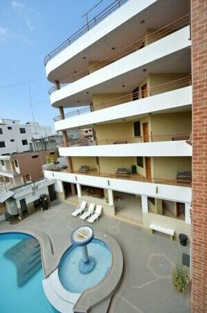Hotel La Aldea Atacames
