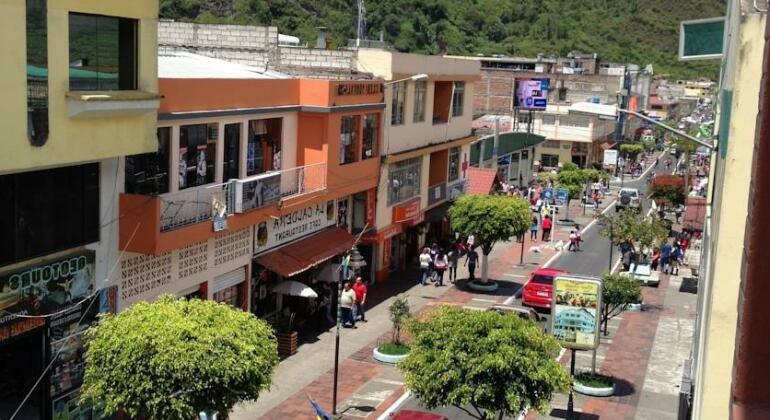 Erupcion Art Hotel & Hostel