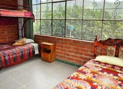 Hostal Familiar Las Granadillas - Photo3