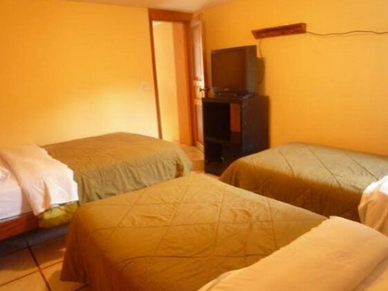 Hostal Los Andes Banos - Photo4