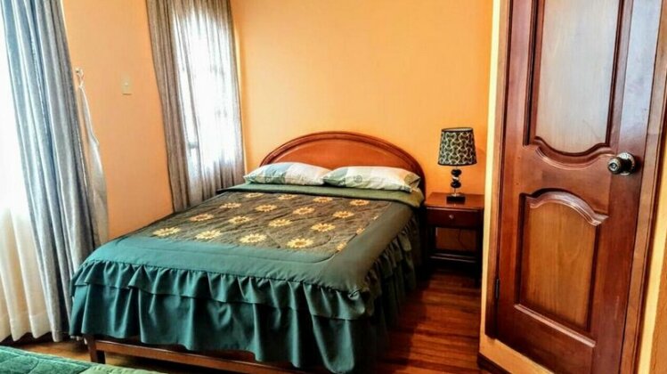 Hostal Rossy - Photo4
