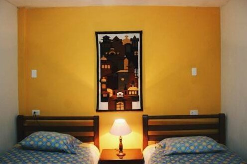 Kiwi Hostel & Suites Banos - Photo4