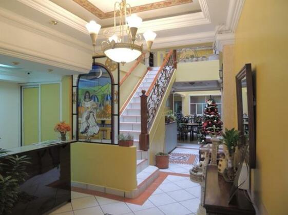 Hostal Santa Maria Cuenca - Photo2