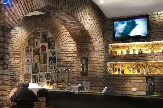 Hotel Cuenca - Photo2