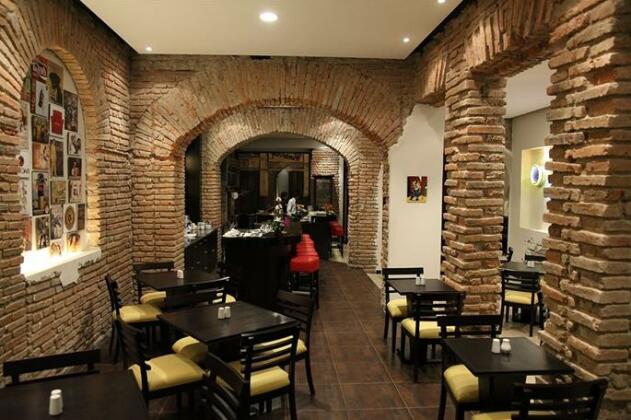 Hotel Cuenca - Photo4