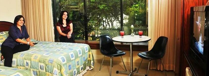 Hotel Ramada - Photo3