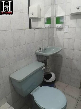 Hostal Los Rieles - Photo4