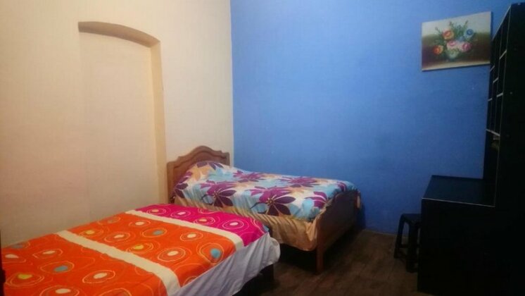 Old House backpackers B & B - Photo3