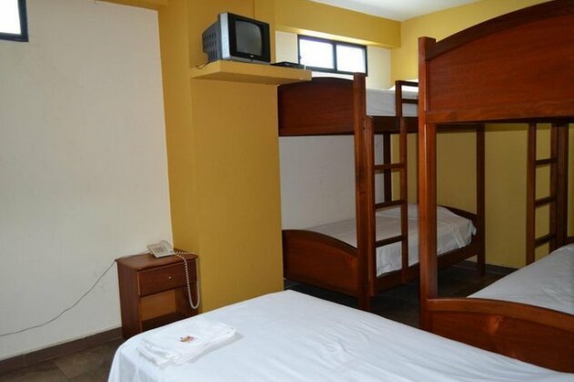 Hostal Madrid Machala - Photo5