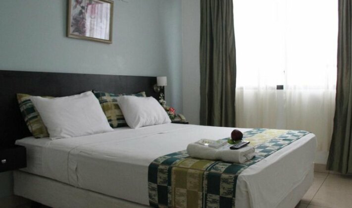 Desireny Hostal - Photo2