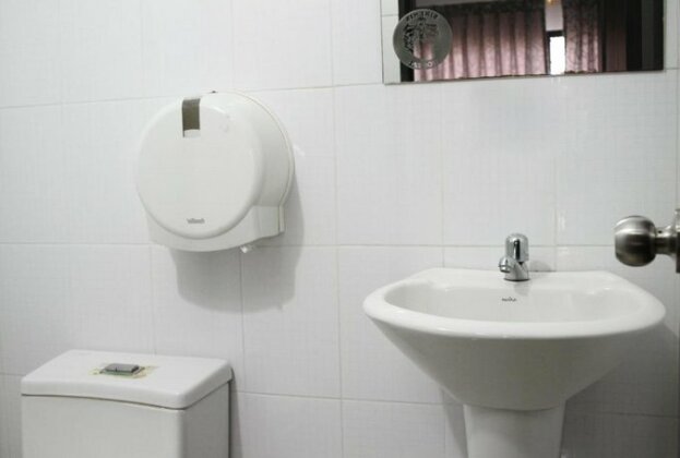 Desireny Hostal - Photo5