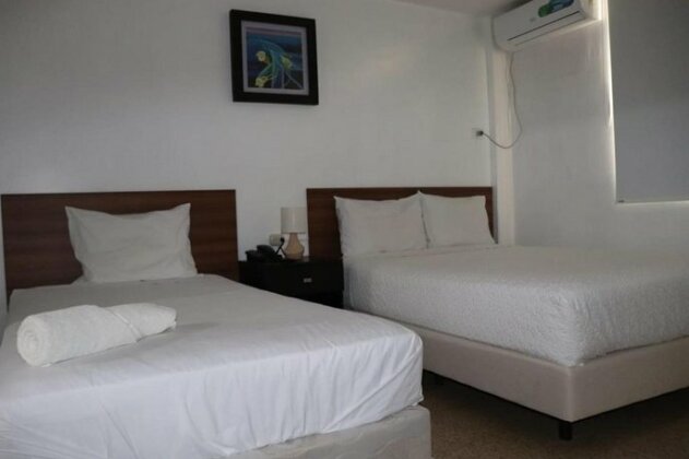 Hostal Manakin - Photo2