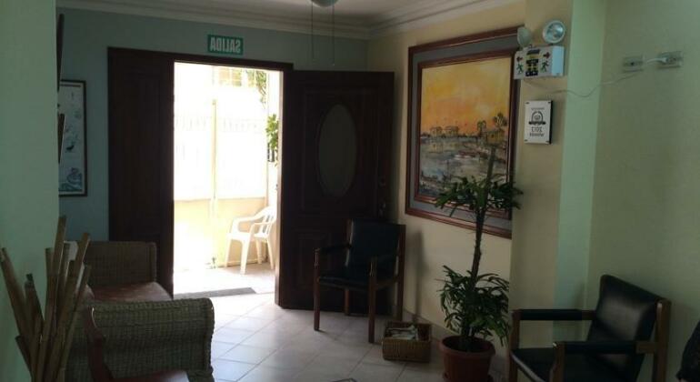 Hostal Marina Real - Photo2