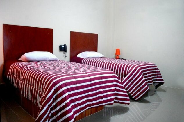 Hostal Sky - Photo5