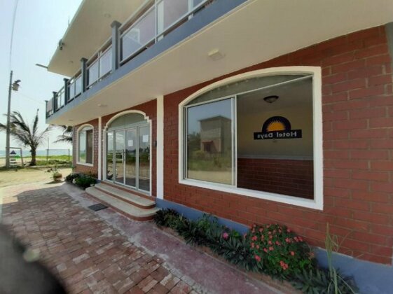 Hotel Days - Photo2