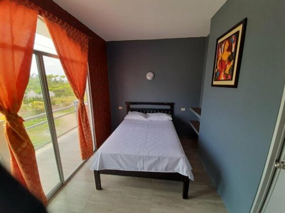 Hotel Days - Photo4