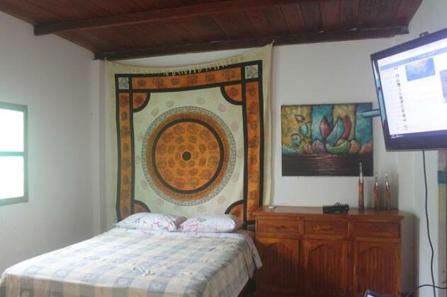 Under Paradise - Photo5
