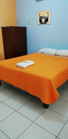 Hostal California - Photo4