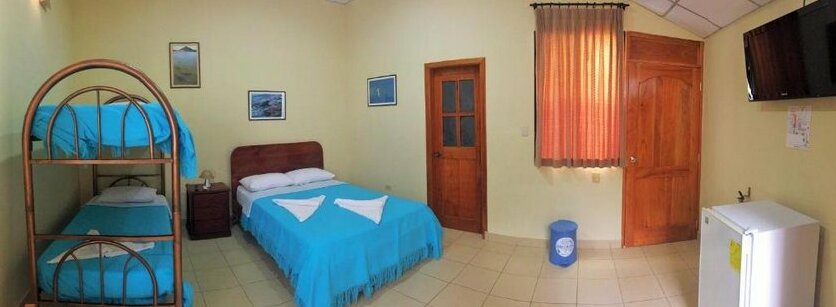 Hostal Baltra Galapagos Apart and Suites - Photo3