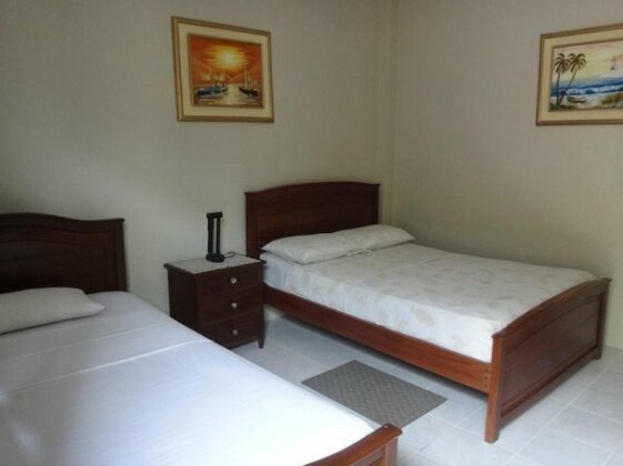 Hostal Plaza Real - Photo2