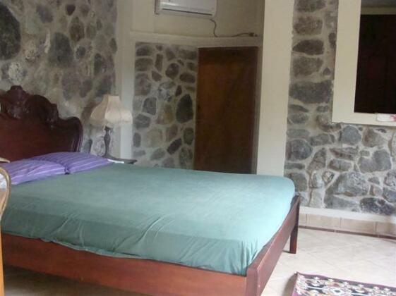 Letwin Little castle - Photo2