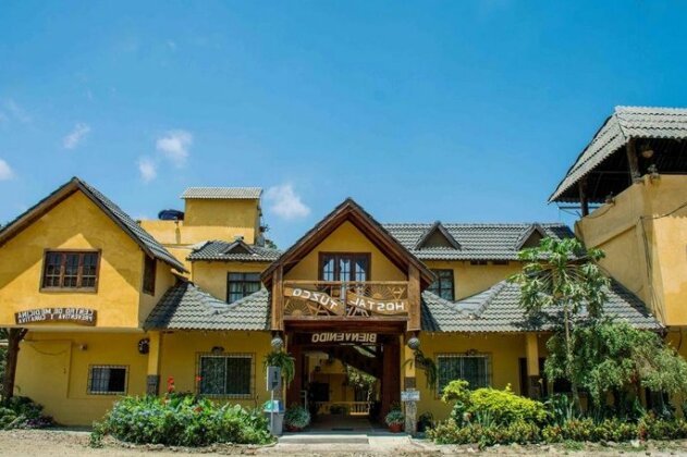Tuzco Lodge
